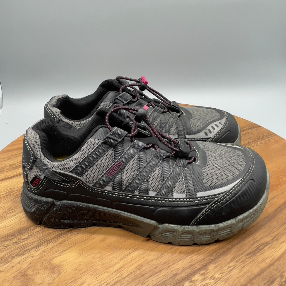 KEEN Waterproof Steel Toe Work Shoes Womens 7 M Black Leather F2413-11 Comfort
